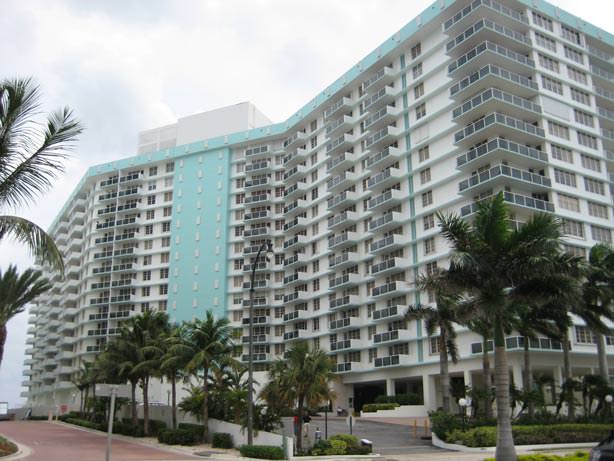 Image 0 of Sea Air Towers - Hollywood, FL