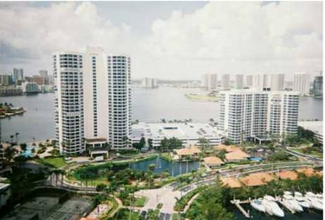 Image 0 of The Parc At Turnberry - Aventura, FL